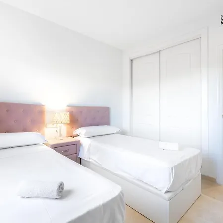 Los Lagos Golf Ii Charming 3 Bedroom In Apartamento Marbella